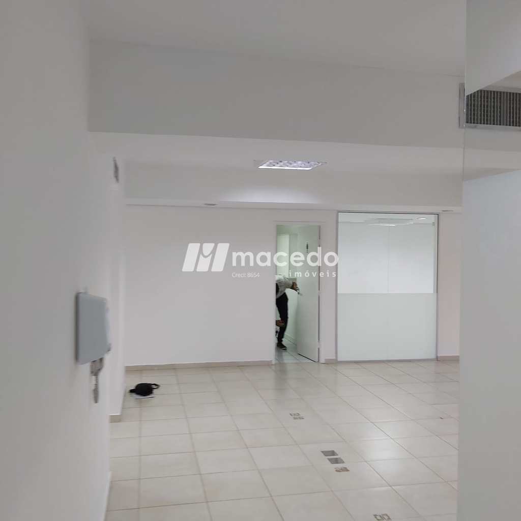 Conjunto Comercial em São Paulo, no bairro Jardim Paulistano