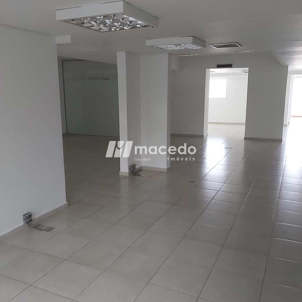 Conjunto Comercial em São Paulo, no bairro Jardim Paulistano