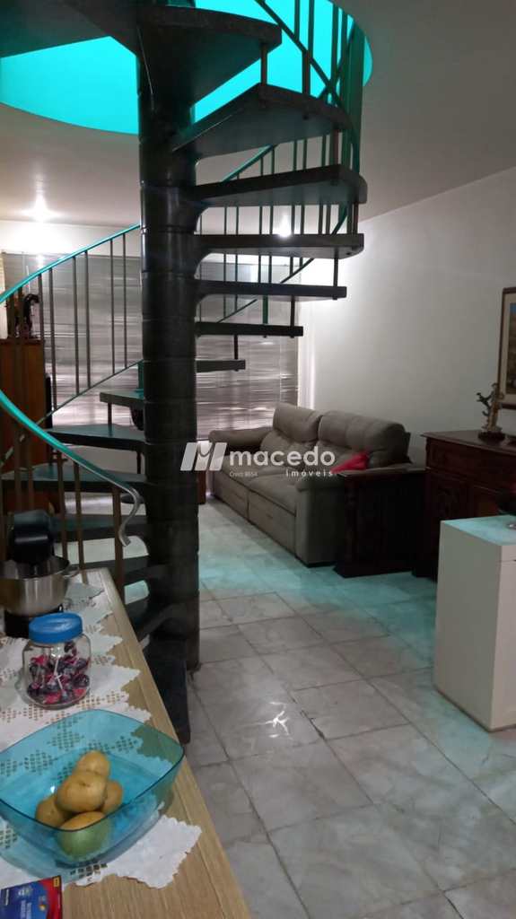 Sobrado em São Paulo, no bairro Água Branca