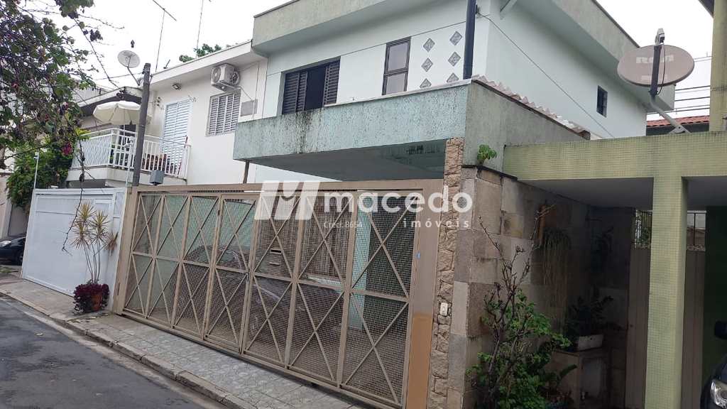 Sobrado em São Paulo, no bairro Água Branca