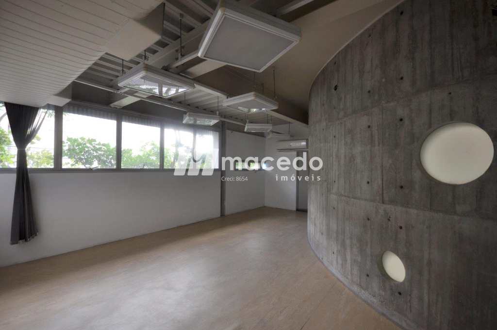 Prédio Comercial em São Paulo, no bairro Água Branca