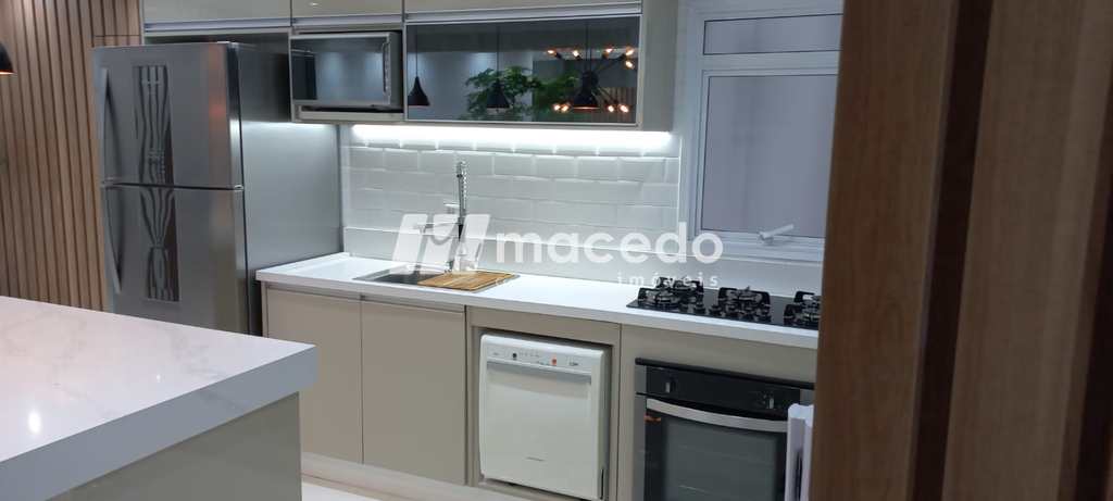 Apartamento em São Paulo, no bairro Alto de Pinheiros