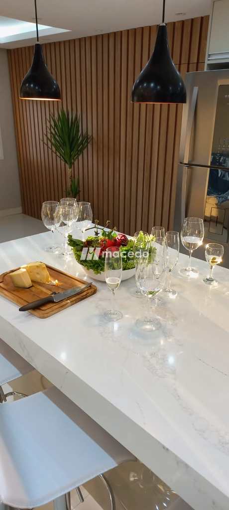 Apartamento em São Paulo, no bairro Alto de Pinheiros