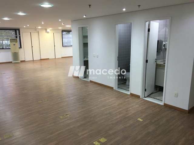 Conjunto Comercial em São Paulo, no bairro Brooklin Paulista
