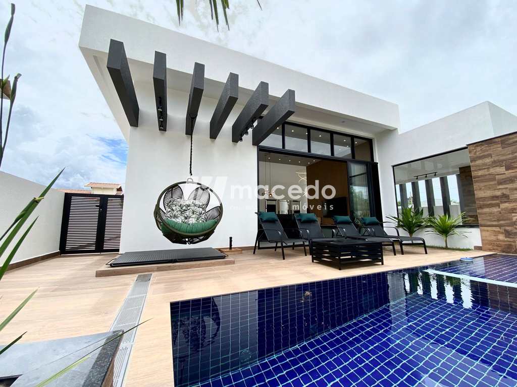 Casa de Condomínio em Pardinho, no bairro Centro