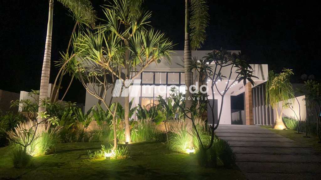 Casa de Condomínio em Pardinho, no bairro Centro
