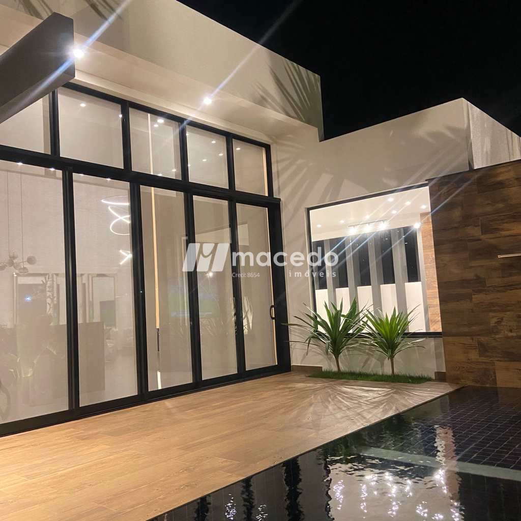 Casa de Condomínio em Pardinho, no bairro Centro