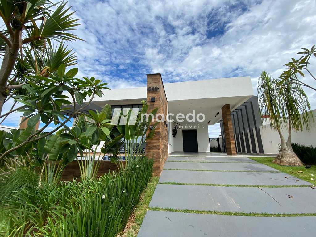 Casa de Condomínio em Pardinho, no bairro Centro