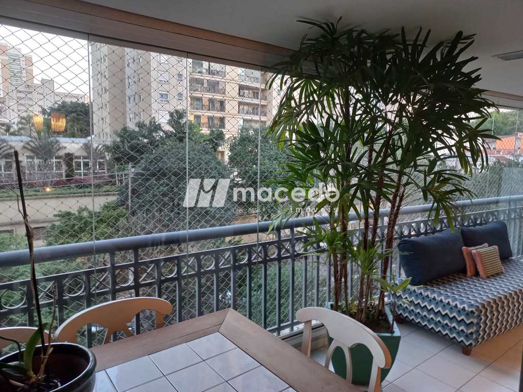 Apartamento em São Paulo, no bairro Vila Romana