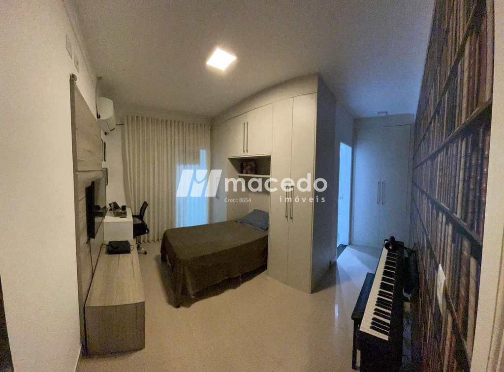 Sobrado em São Paulo, no bairro City América