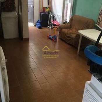 Casa em Cubatão, bairro Vila Nova