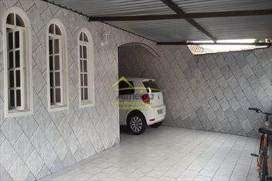 Casa em Cubatão, no bairro Vila Nova