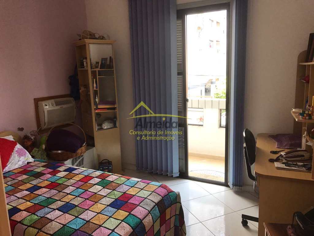 Apartamento em Santos, no bairro Marapé