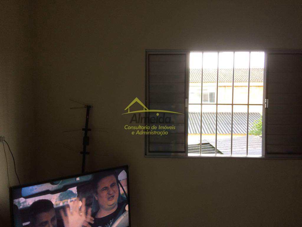 Apartamento em Cubatão, no bairro Jardim Casqueiro