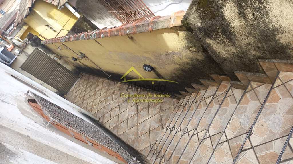 Apartamento em Cubatão, no bairro Jardim Casqueiro