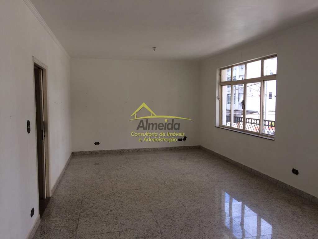 Sobrado em Santos, no bairro Ponta da Praia