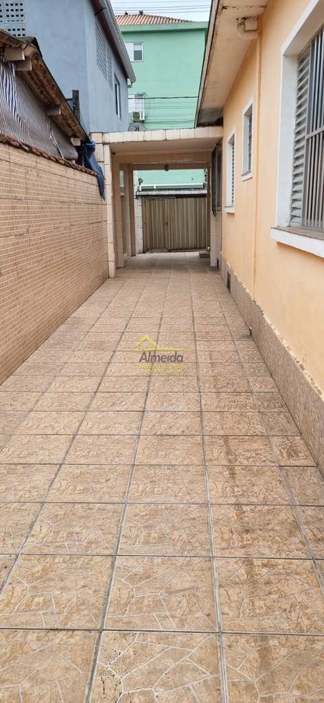 Casa em Cubatão, no bairro Jardim São Francisco