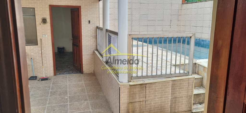 Casa em Cubatão, no bairro Jardim São Francisco