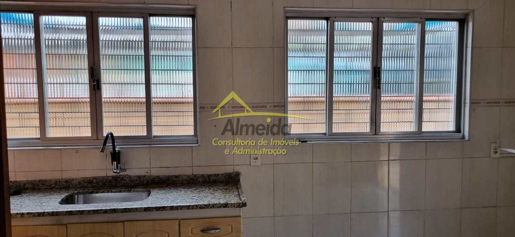 Casa em Cubatão, no bairro Jardim São Francisco