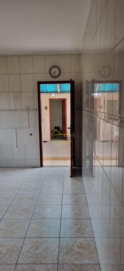 Casa em Cubatão, no bairro Jardim São Francisco