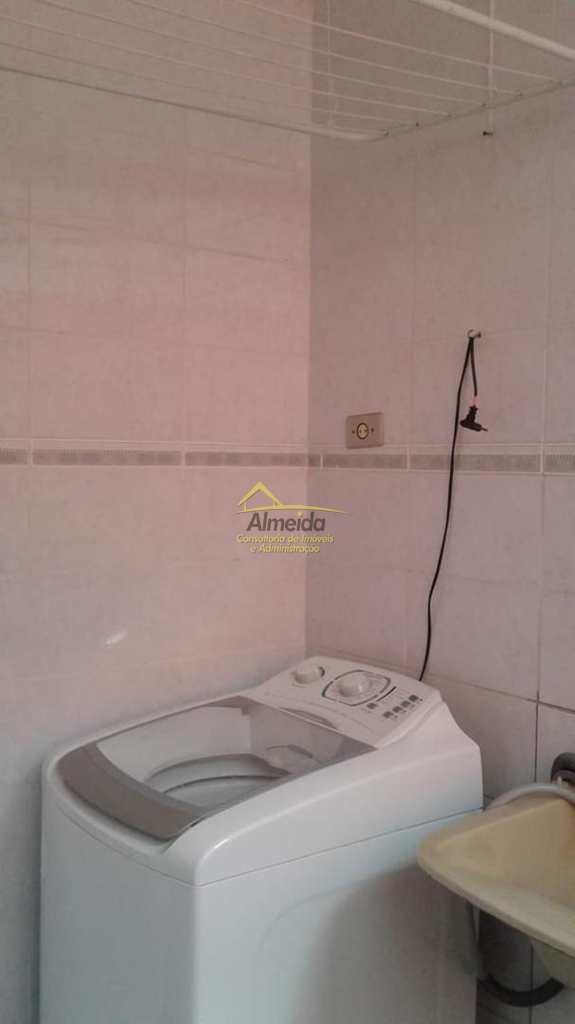 Casa em Cubatão, no bairro Vila Caraguata