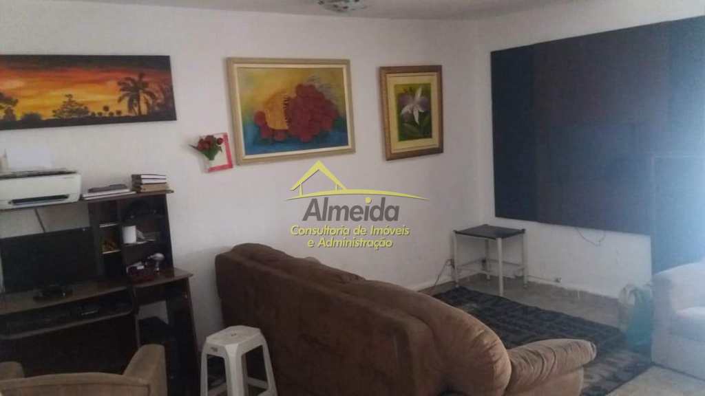 Casa em São Vicente, no bairro Vila Nossa Senhora de Fátima