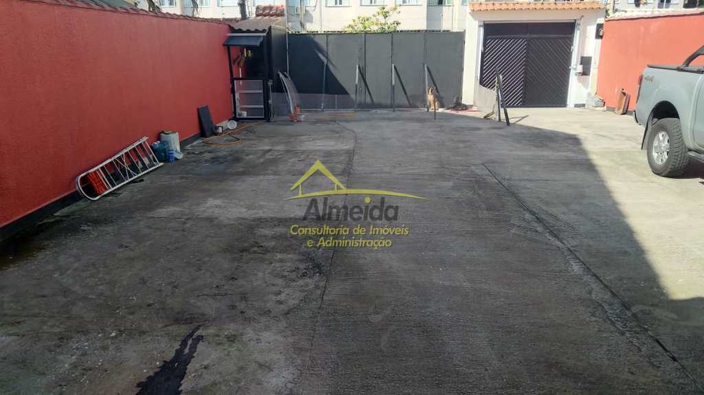 Casa em Cubatão, no bairro Parque São Luis