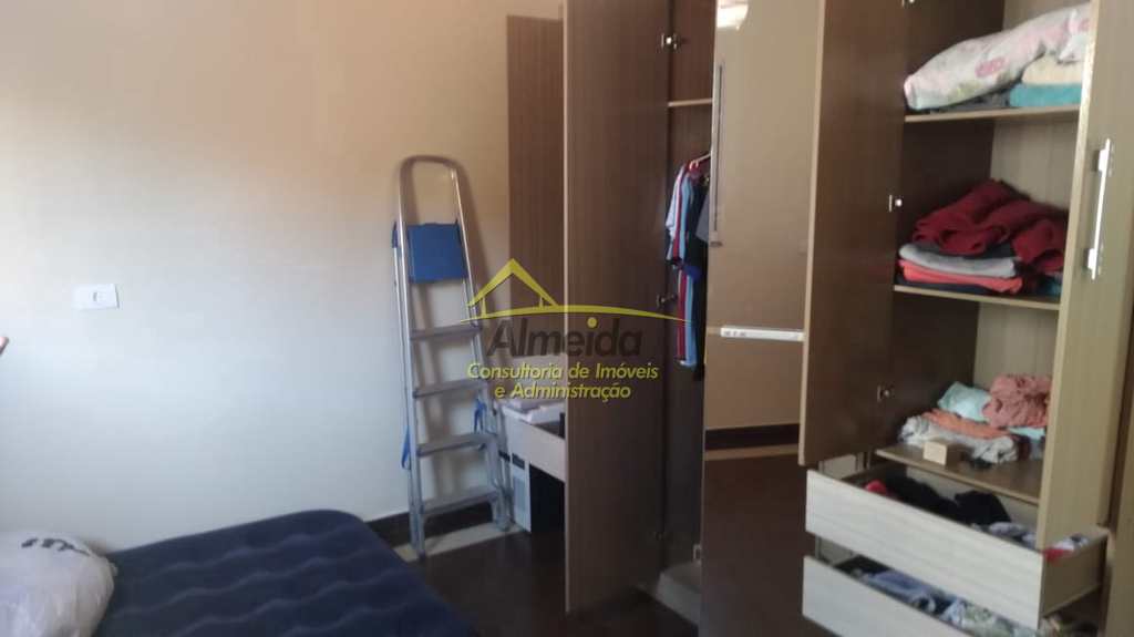 Casa em Cubatão, no bairro Parque São Luis