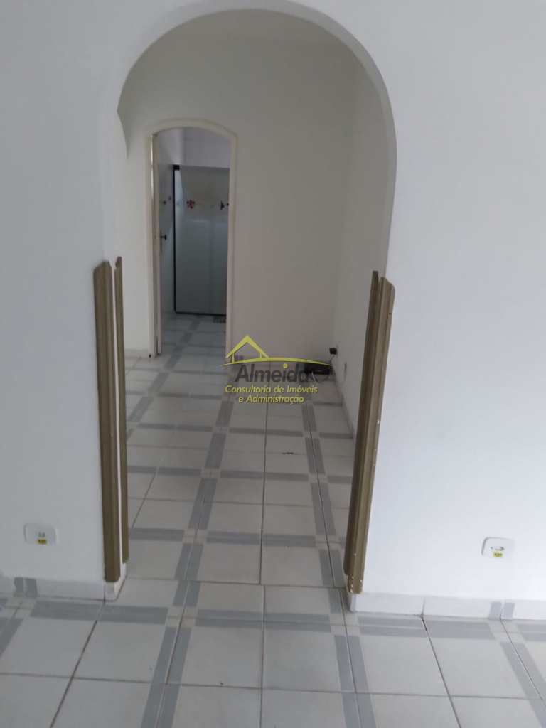 Casa em Cubatão, no bairro Vila Ponte Nova