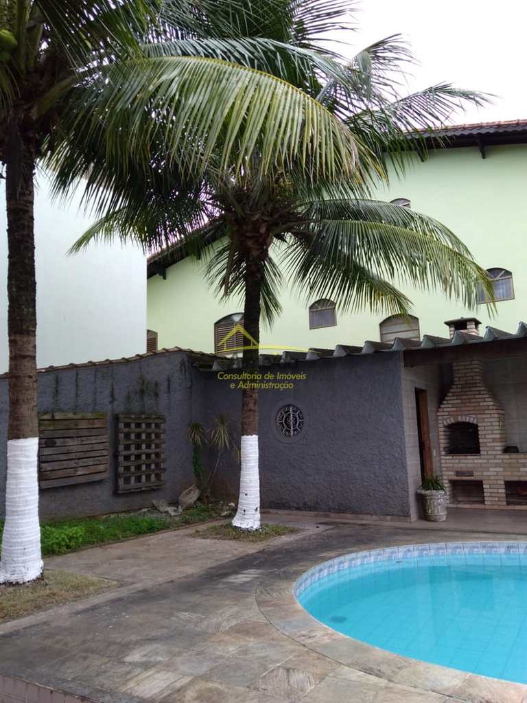 Casa em Cubatão, no bairro Vila Ponte Nova