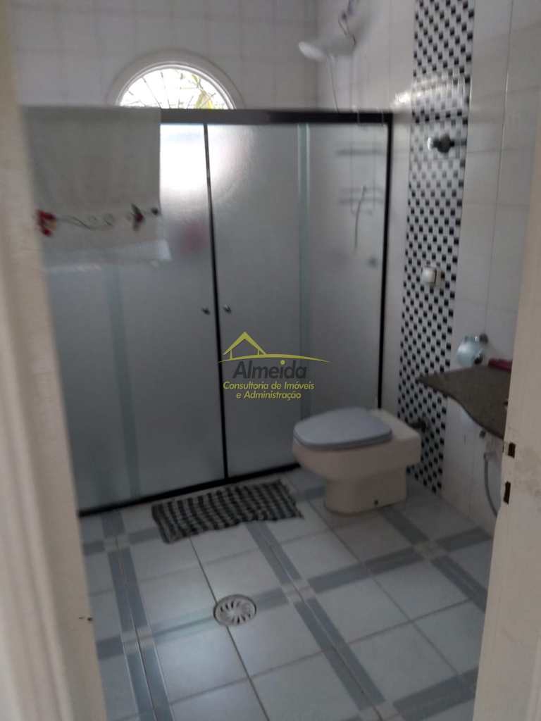 Casa em Cubatão, no bairro Vila Ponte Nova
