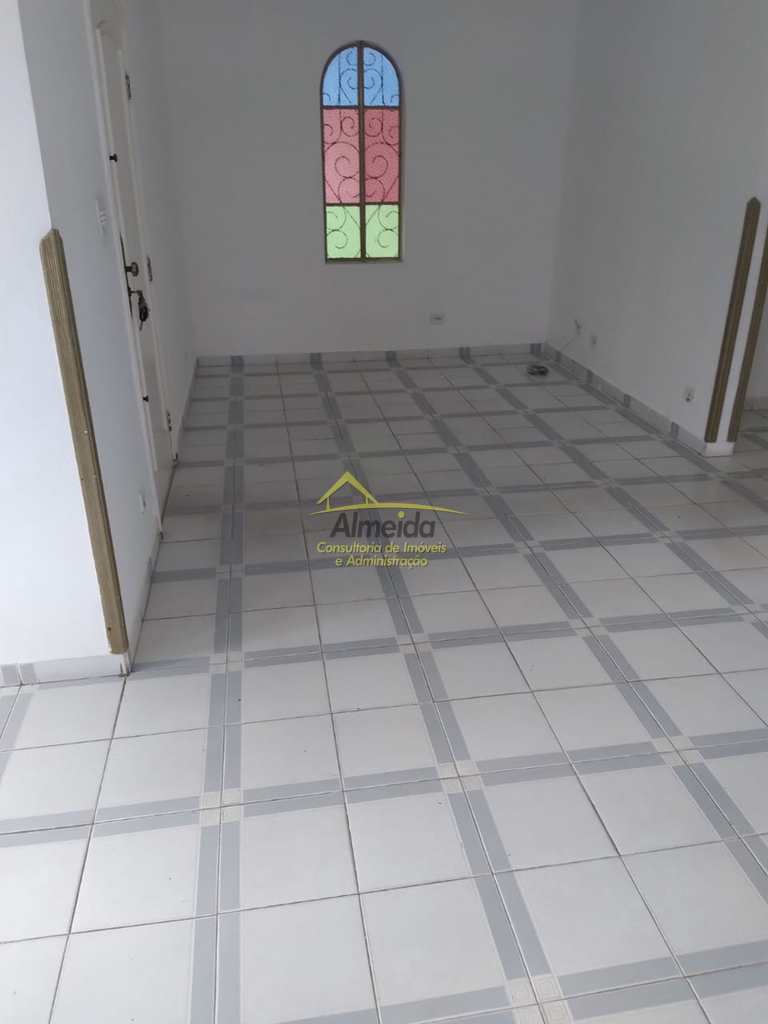 Casa em Cubatão, no bairro Vila Ponte Nova