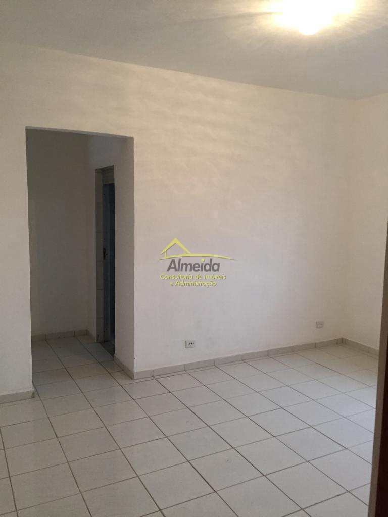 Sobrado em Cubatão, no bairro Vila Caraguata