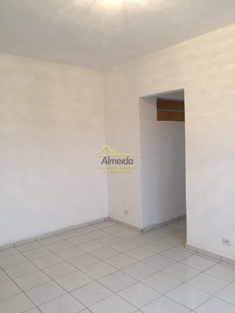 Sobrado em Cubatão, no bairro Vila Caraguata