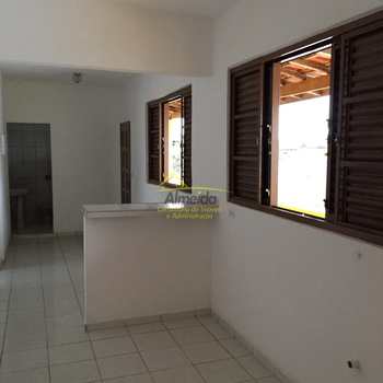 Sobrado em Cubatão, bairro Vila Caraguata