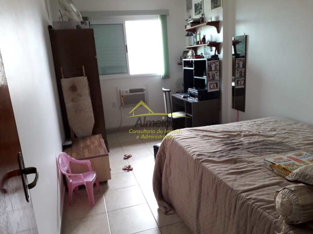 Apartamento em Praia Grande, no bairro Tupi