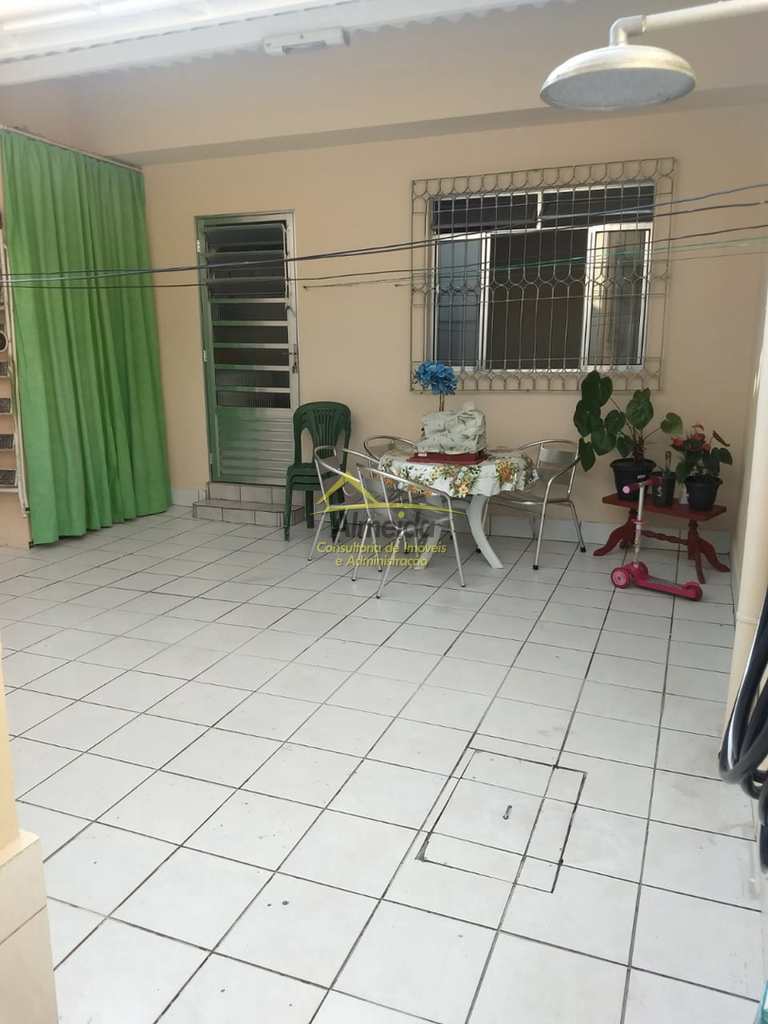Casa em Cubatão, no bairro Jardim São Francisco
