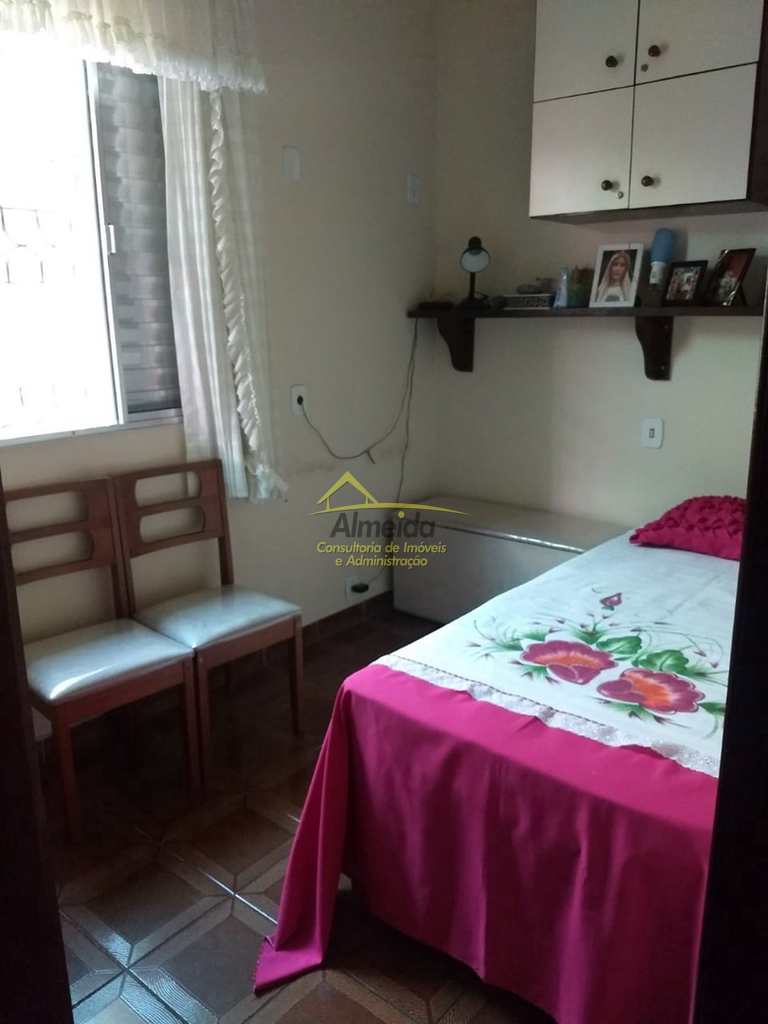 Casa em Cubatão, no bairro Jardim São Francisco