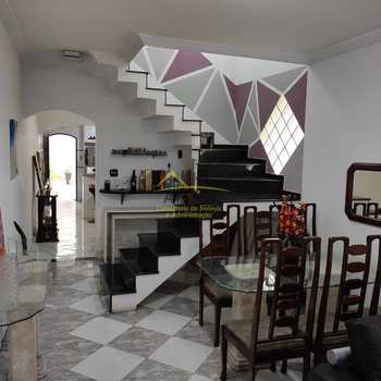 Sobrado em Cubatão, bairro Vila Ponte Nova