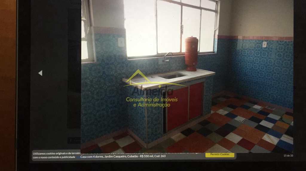 Casa em Cubatão, no bairro Jardim Casqueiro