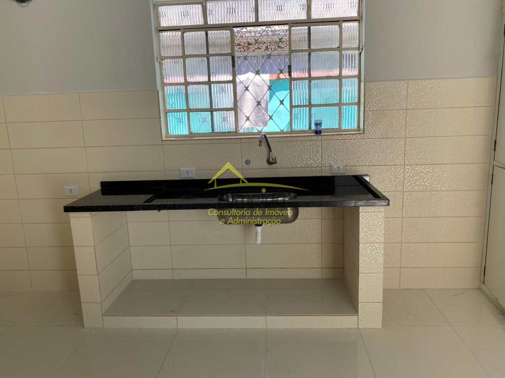 Casa em Cubatão, no bairro Jardim Casqueiro