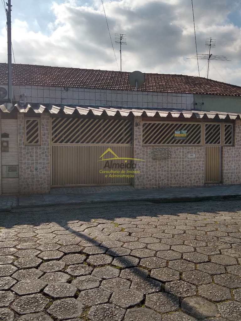 Casa em Cubatão, no bairro Vila Couto