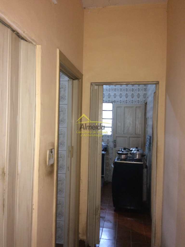 Casa em Cubatão, no bairro Vila Couto