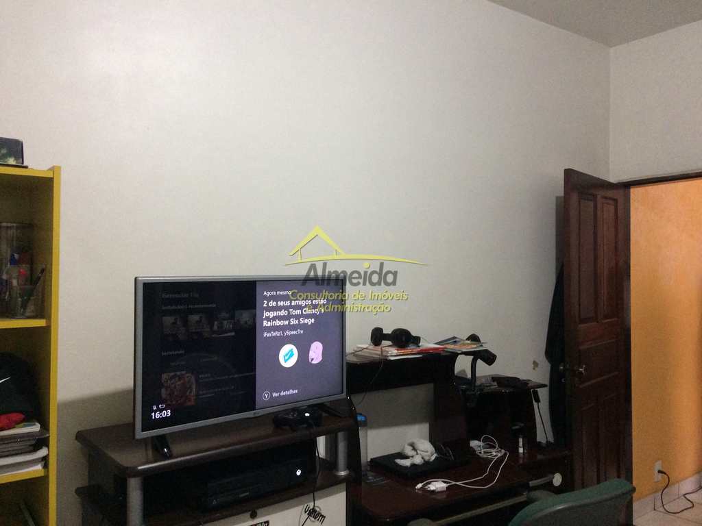 Casa em Cubatão, no bairro Vila Caraguata