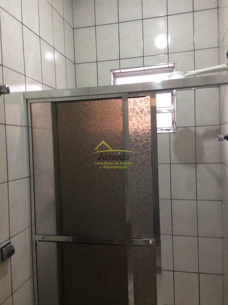 Casa em Cubatão, no bairro Vila Caraguata