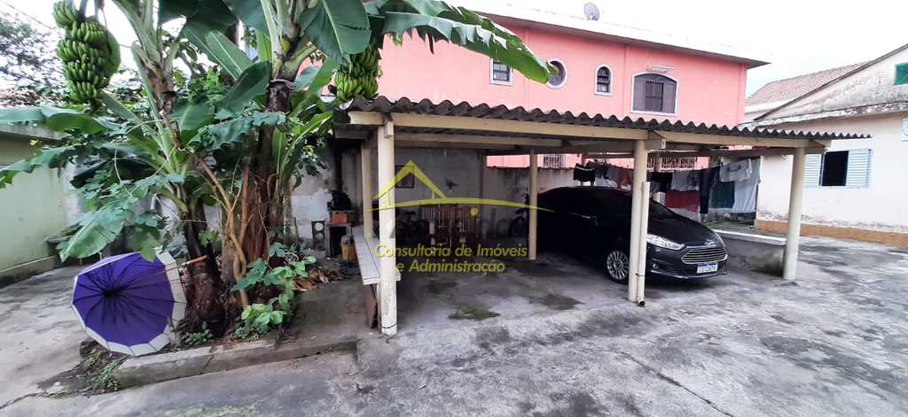 Casa em Cubatão, no bairro Vila Nova
