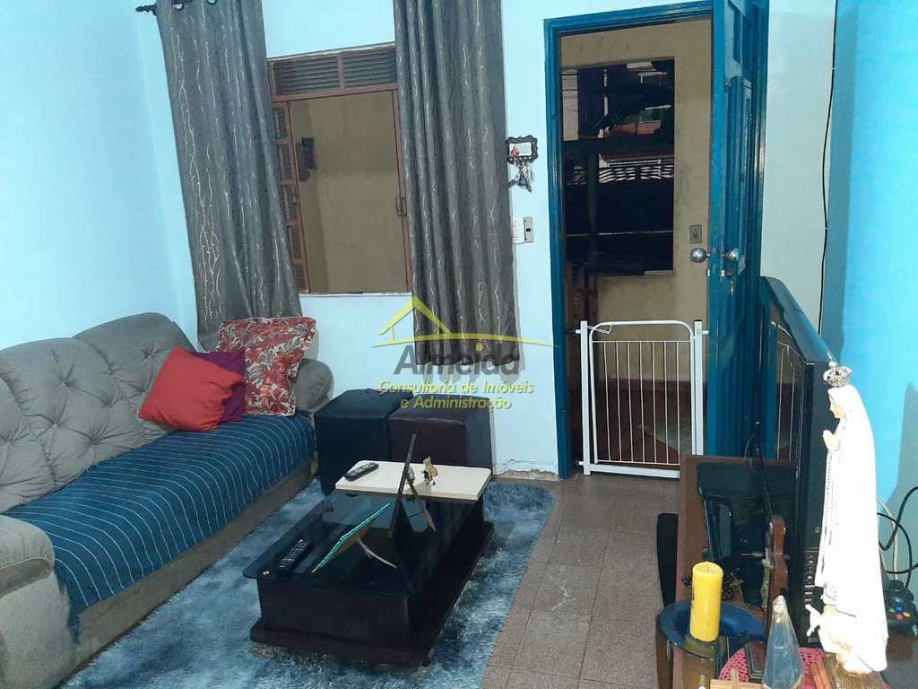 Casa em Cubatão, no bairro Vila Nova