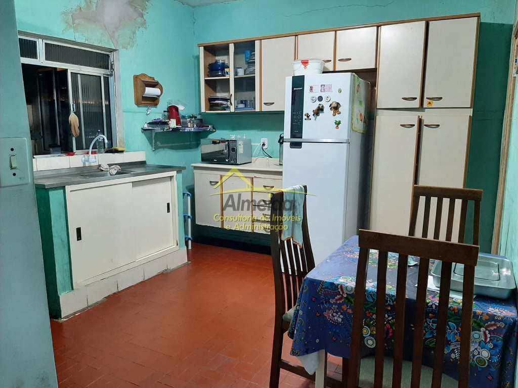 Casa em Cubatão, no bairro Vila Nova