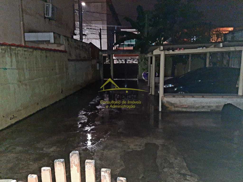Casa em Cubatão, no bairro Vila Nova