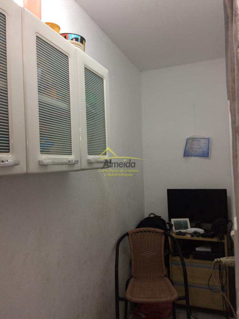 Casa em Cubatão, no bairro Vila Ponte Nova